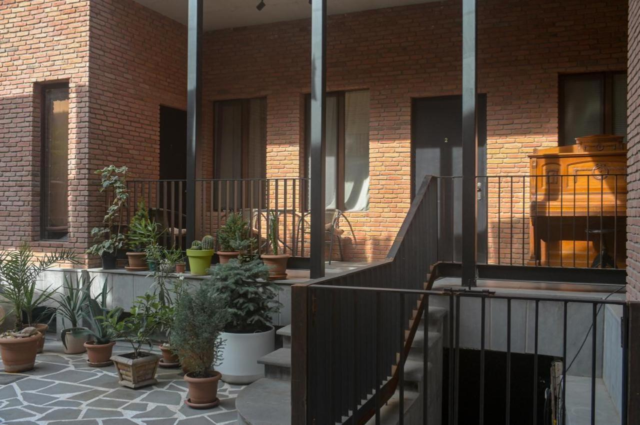 Brick Yard Апартаменты